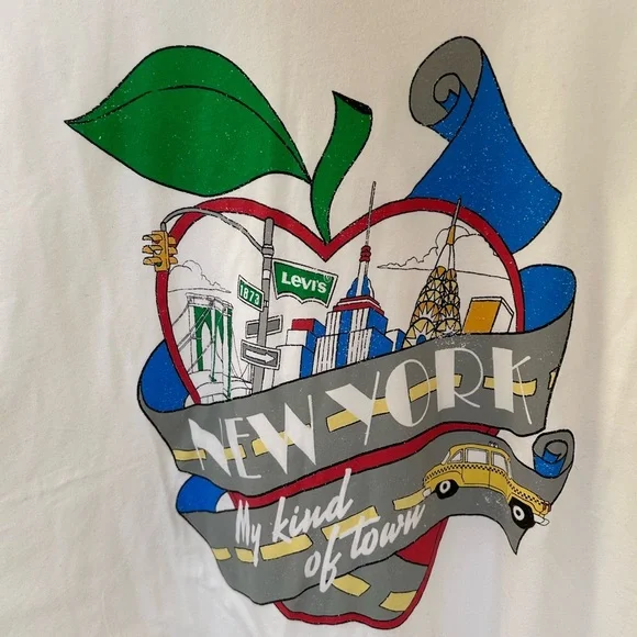 Levi's New York Big Apple Graphic Long Sleeve Shirt Size Medium 100% Cotton NWT - Picture 2 of 7